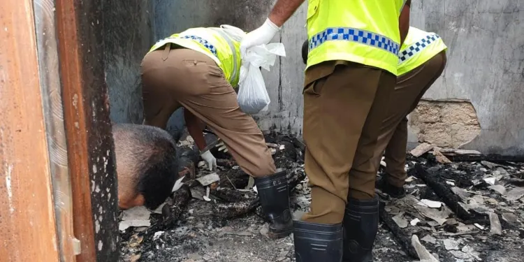 பருத்தித்துறை தீ விபத்து; நேரில் சென்ற நீதிவான்!