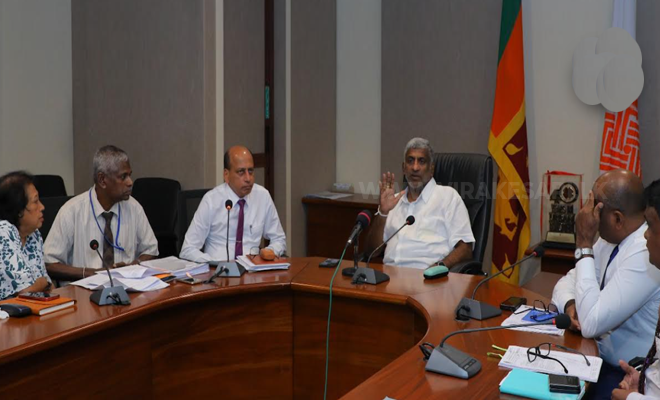 அரச அதிகாரிகளின் தவறுகளால் முதலீட்டாளர்கள் இலங்கைக்குத் திரும்பவும் வராமல் போகலாமாம்! அமைச்சர் பிரசன்ன ரணதுங்க கூறுகின்றார்