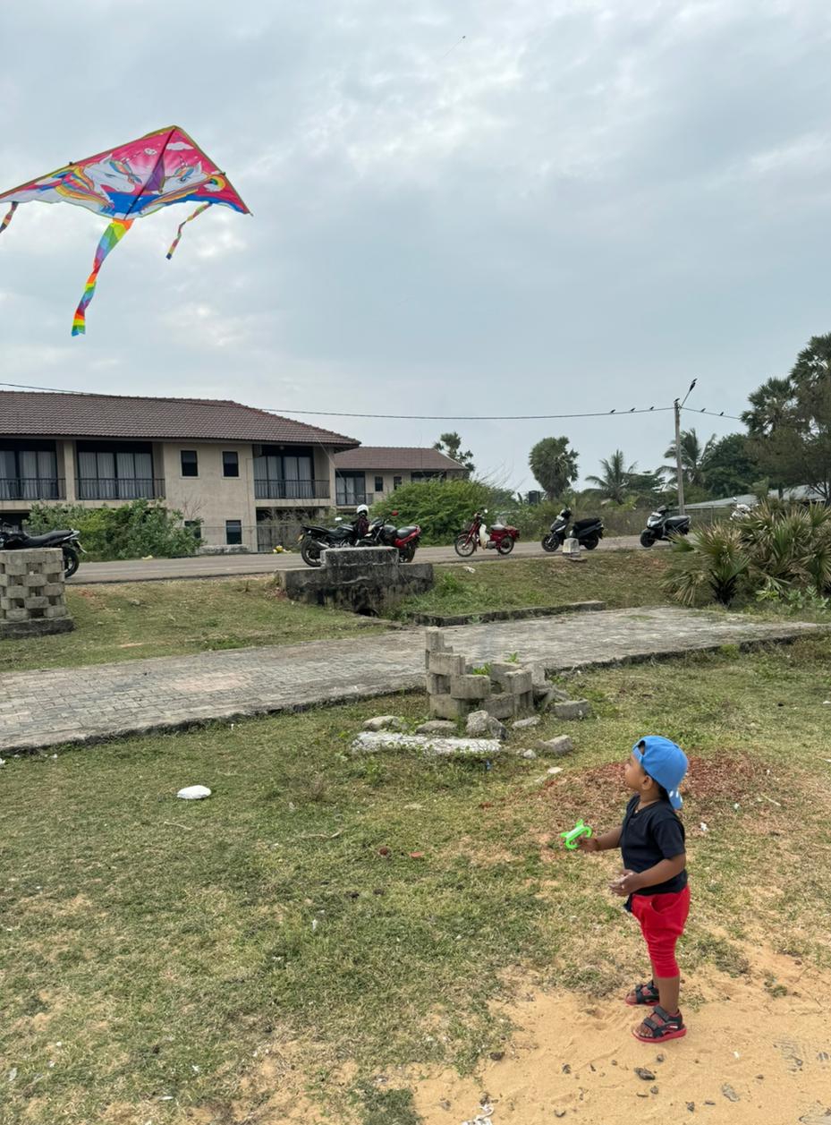 முல்லைத்தீவில் பட்டத் திருவிழா: இளைஞன்மீது பொலிஸ் விசாரணை