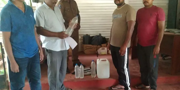 15 லீற்றர் கசிப்புடன் யாழில் தம்பதி கைது!