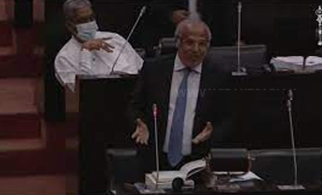 அரசின் இருப்பை பாதுகாக்கவே நிகழ்நிலை காப்புச் சட்டமூலமாம்! ரவூப் ஹக்கீம் சபையில் எடுத்துரைப்பு