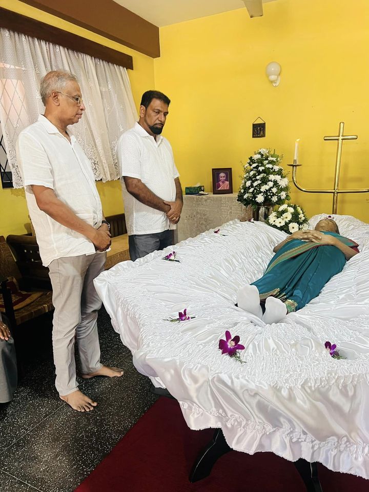 சுமந்திரன் எம்.பியின் தாயாருக்கு தமிழ் சி.என்.என். நிர்வாகி அஞ்சலி!