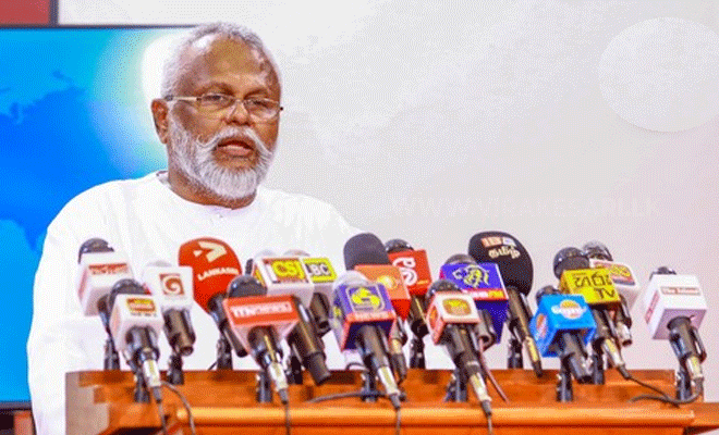 உத்தேச கடற்றொழில் சட்டம் மீனவ சமூகத்தின் உரிமைகளைப் பாதிக்காது! – கடற்றொழில் அமைச்சர் டக்ளஸ்