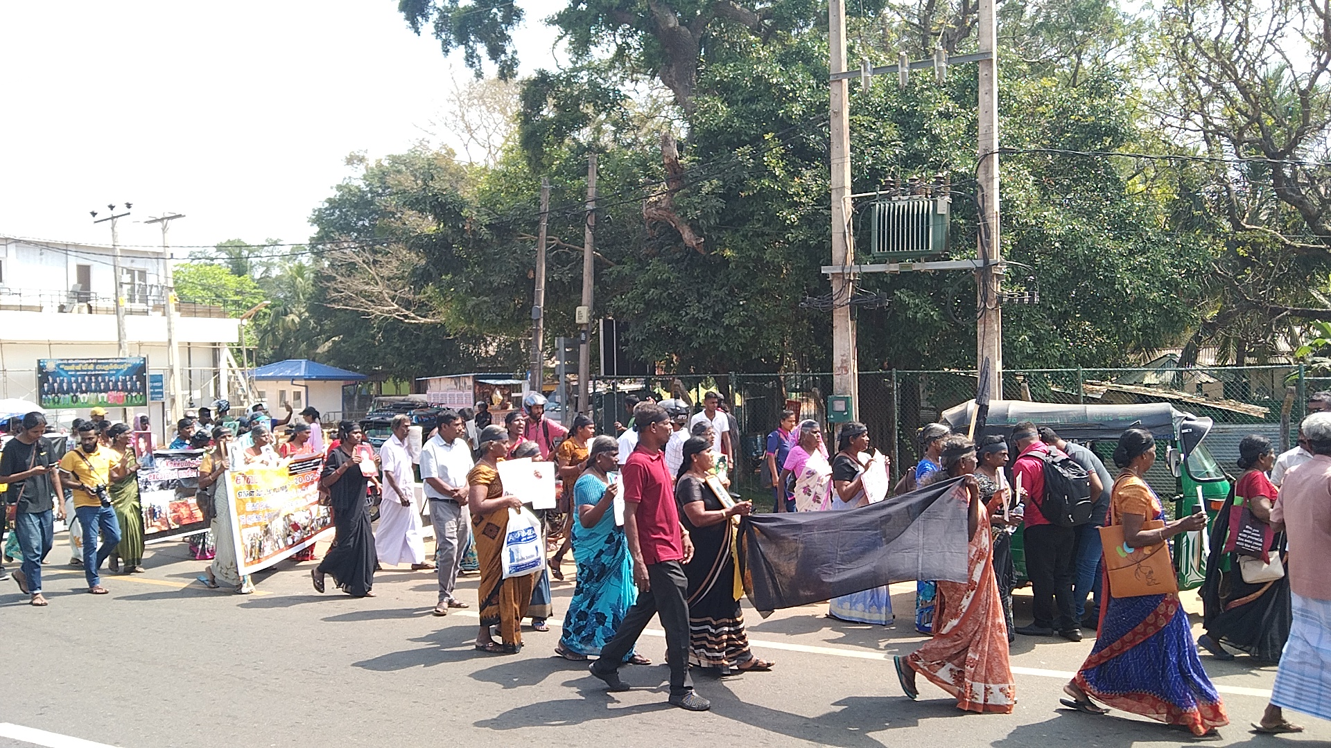 எமது பிள்ளைகளை காணாமலாக்க செய்தோர்  அழிந்துபோய் நாடு கடத்தப்படுதல் வேண்டும்!