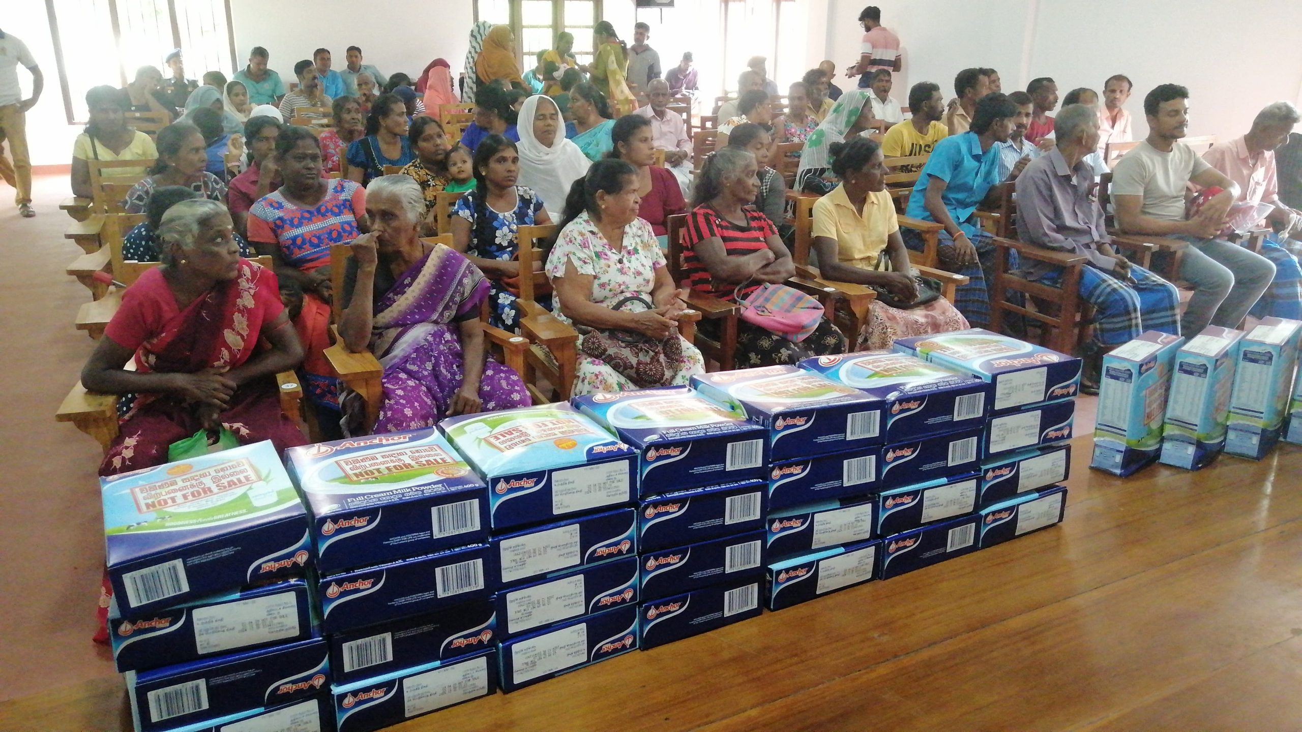 தேசிய உணவு பாதுகாப்பு திட்டத்தின்கீழ் பால் மா பக்கெட்டுக்கள் வழங்கி வைப்பு