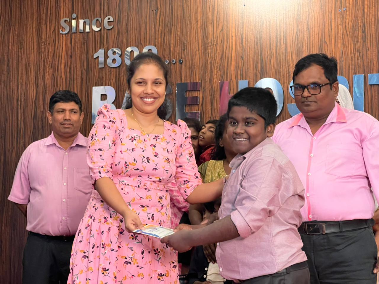 மனநலம் பாதிக்கப்பட்ட குழந்தைகளுடன்   கனடா சர்வம் அமைப்பு விசேட சந்திப்பு! கல்முனை ஆதார வைத்தியசாலையில்