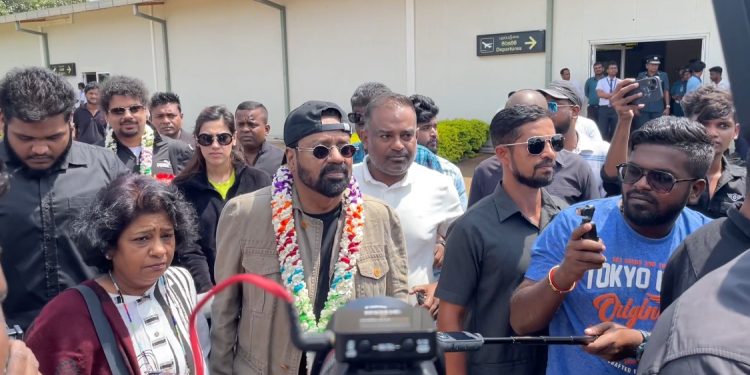 யாழை வந்தடைந்தார் ஹரிகரன்!