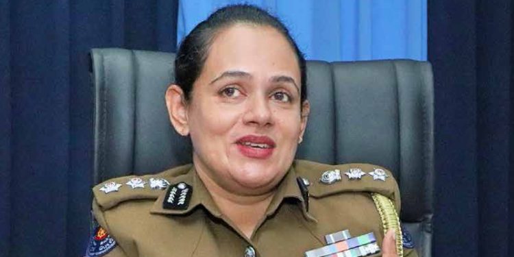 பொதுப் போக்குவரத்தில் பெண்களுடன் பாலியல் சீண்டலில் ஈடுபடுவோர் கைதாவர் பிரதி பொலிஸ் மா அதிபர் ரேணுகா ஜயசுந்தர எச்சரிக்கை