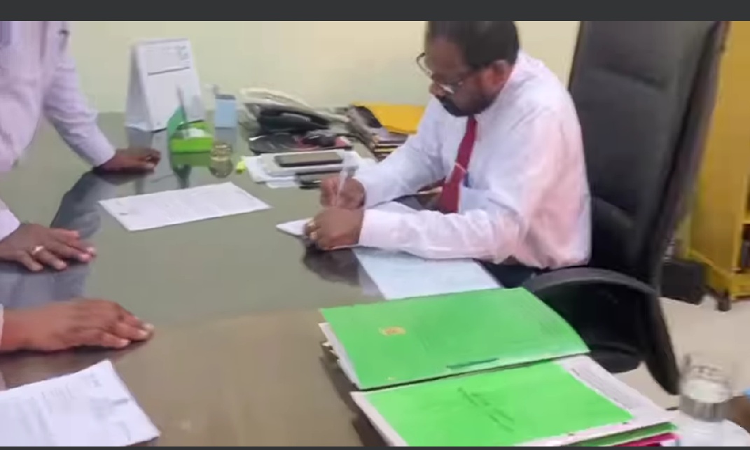 வவுனியா விபுலானந்தாக் கல்லூரிக்கு மைதானம் பெற்றுக்கொடுக்க ஏற்பாடு! விரைவில் அமைச்சரவை பத்திரம் என்கிறார் திலீபன் எம்.பி