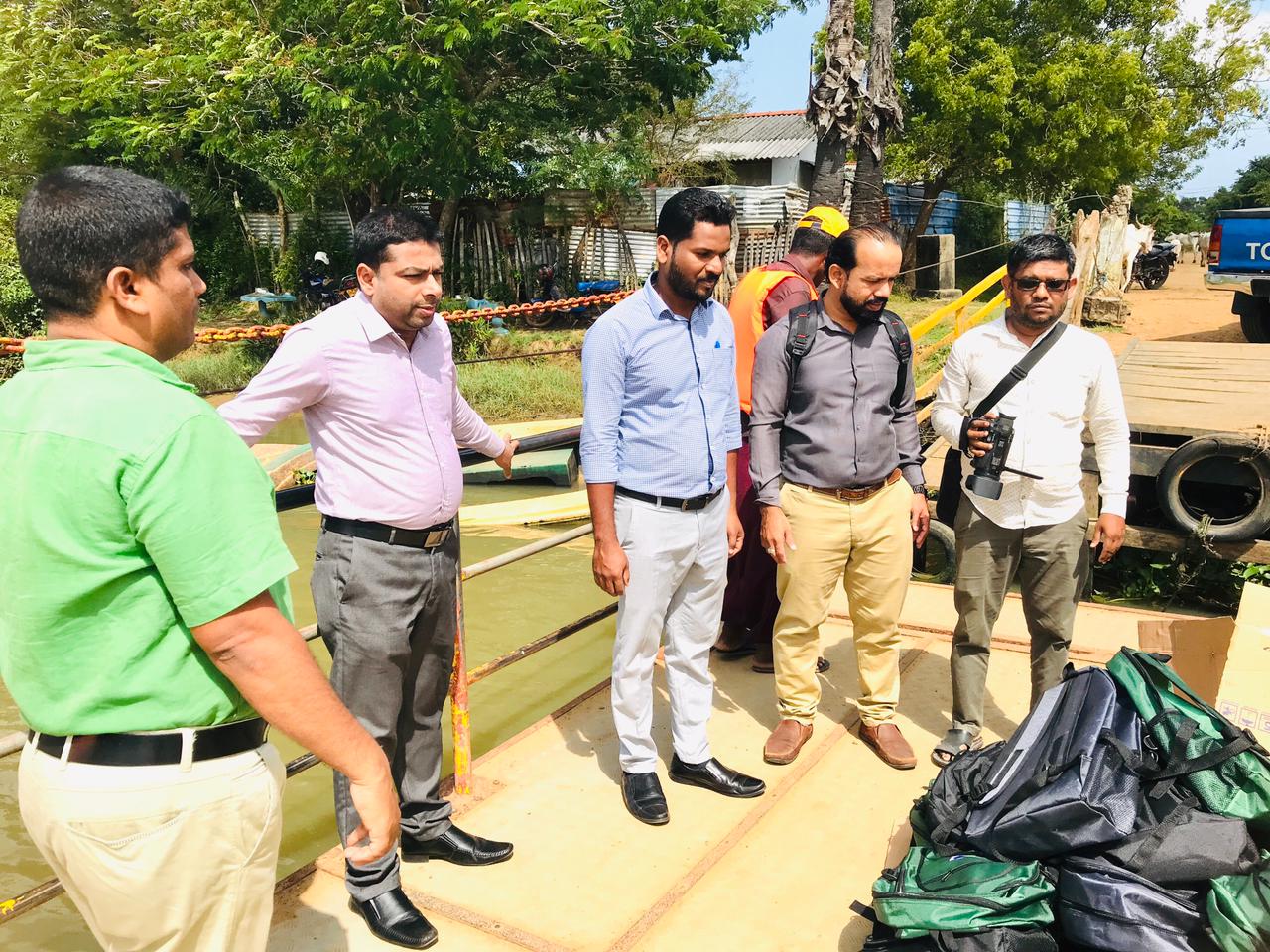 வேதத்தீவு ஆற்றுக்குக் குறுக்கே பாலம் அமைத்துத்தர கோரிக்கை