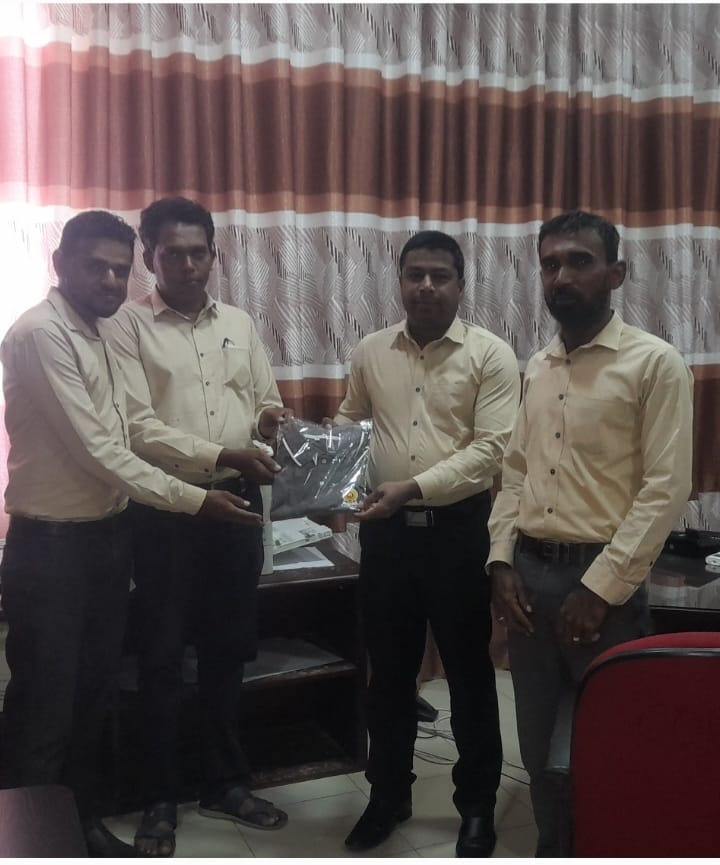 அலுவலக ரீசேட் வழங்கிவைப்பு!