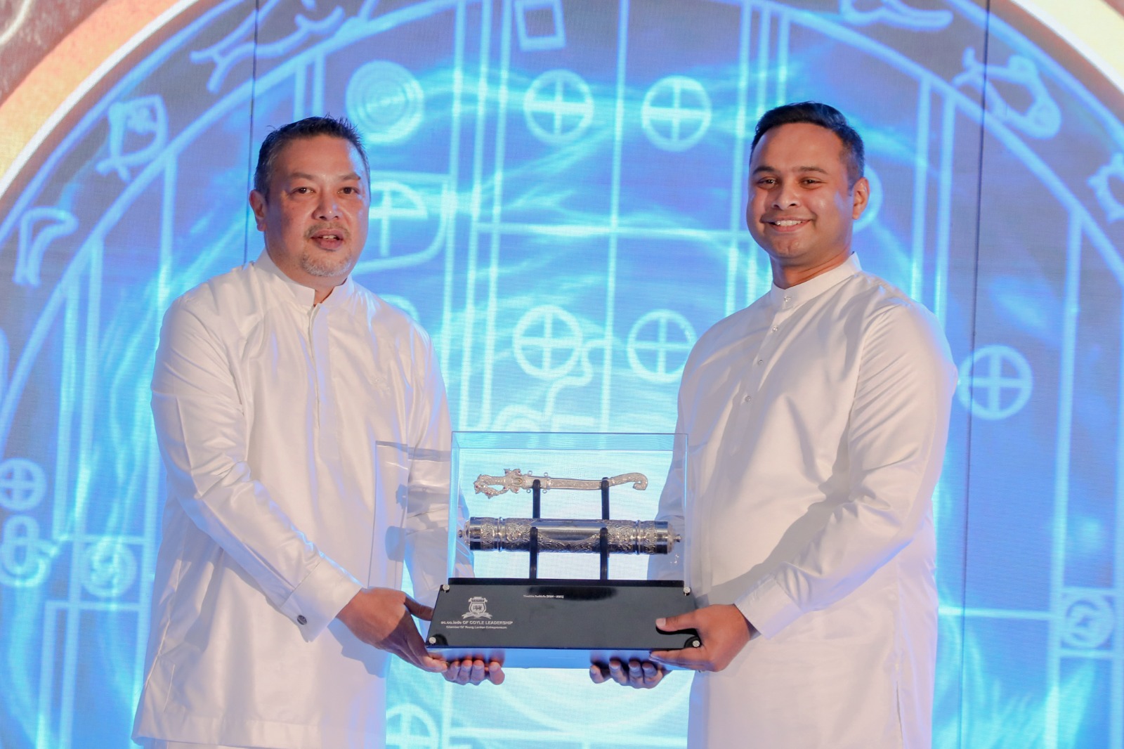 இலங்கை தொழில் முனைவோர் பேரவையின் ரஜத ஜெயந்தி மாபெரும் மாநாடு நடந்தது!