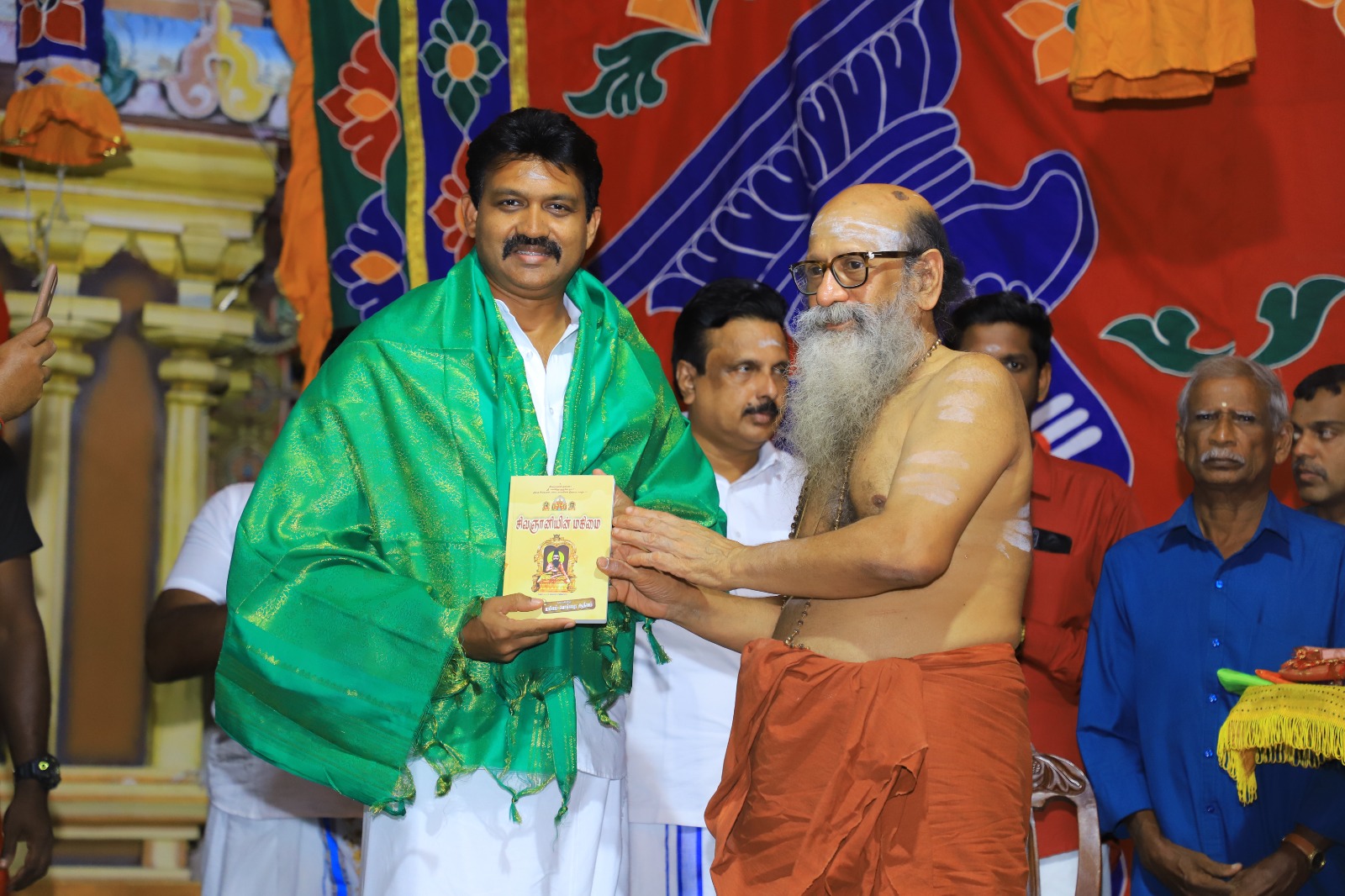 கிழக்கு ஆளுநர் செந்தில் தொண்டமானின் அழைப்பில் கோணேஸ்வரத்துக்கு ஸ்ரீமத் சிவஞான பாலய சுவாமிகள்!