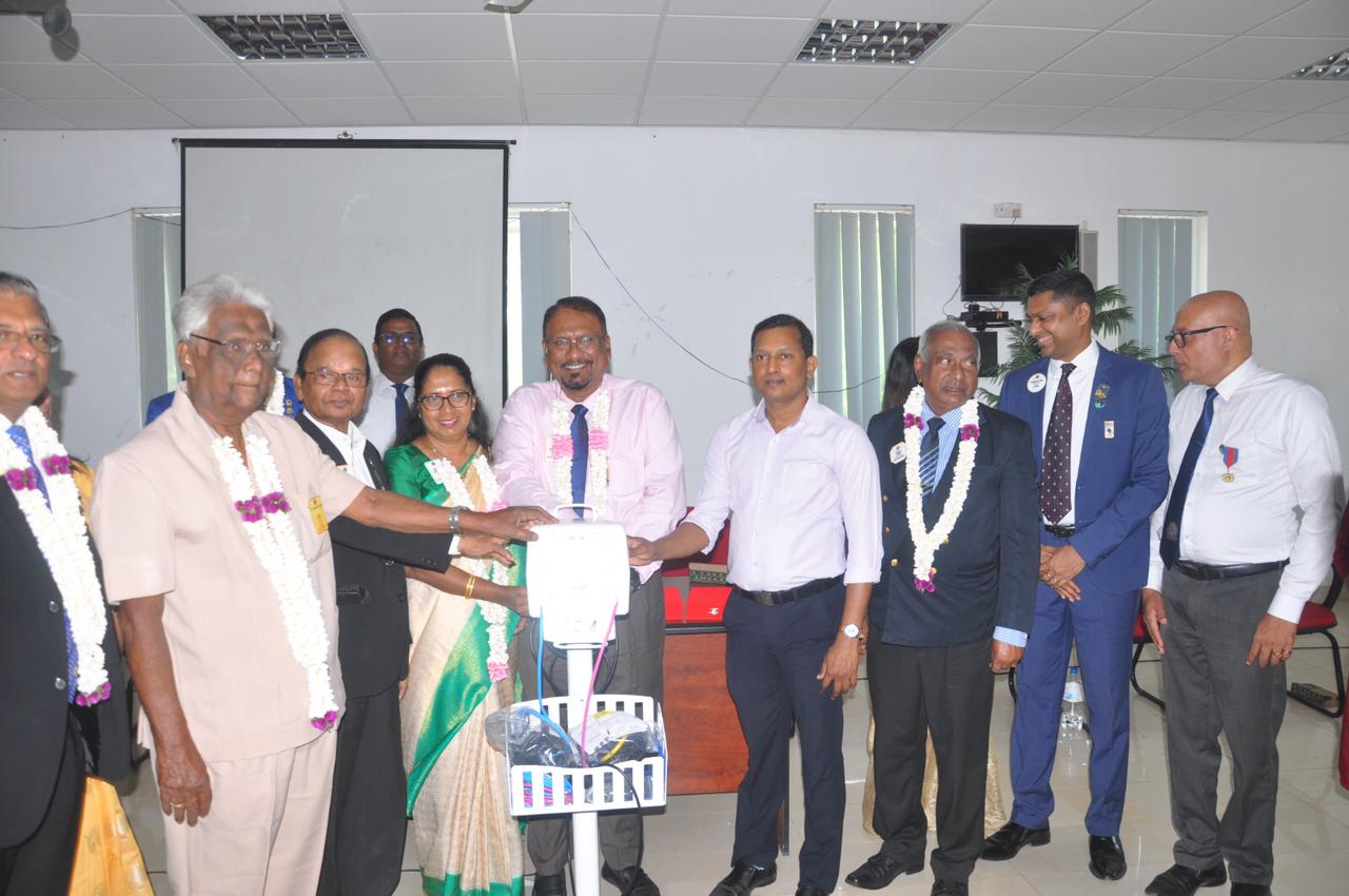 தெல்லிப்பழை ஆதார வைத்தியசாலைக்கு சர்வதேச லயன்ஸ் கழகத்தால் உதவிகள்! 