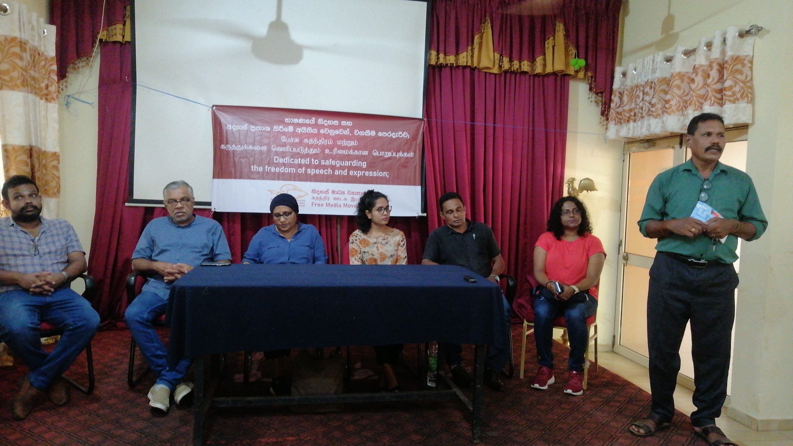 நிந்தவூர் ஆதார வைத்தியசாலையில் இடம்பெற்ற மகளிர் தின நிகழ்வுகள்