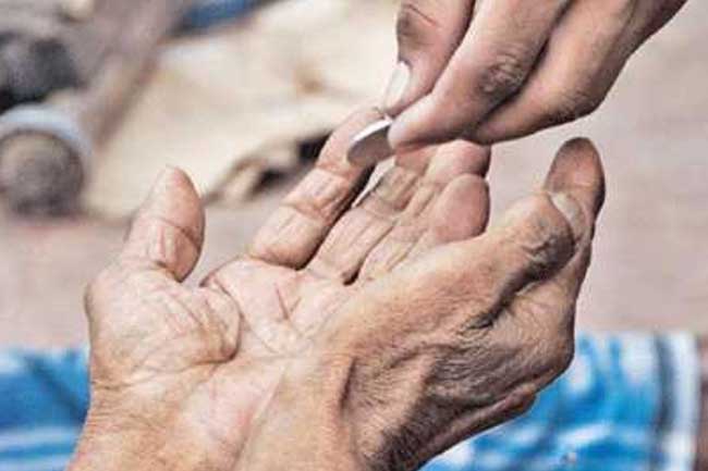 யாசகம் கொடுப்பவர்களுக்கு எதிராக சட்ட நடவடிக்கை