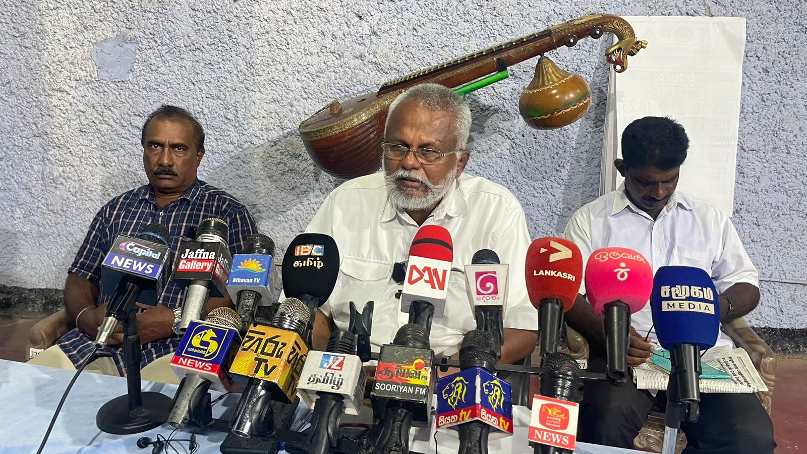 பொன்னாவெளியை பூர்வீகக் கிராமம் என்று கூறுகின்றவர்கள்  அமைச்சர் டக்ளஸ்