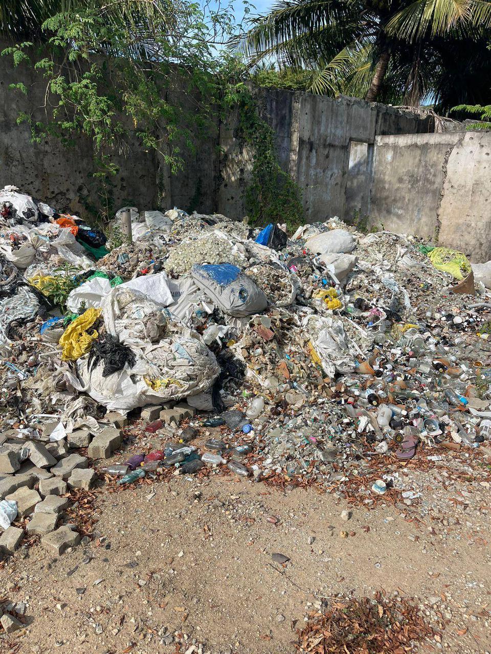 போராட்டத்தால் தடுக்கப்பட்ட கொட்டப்படும் வைத்திய கழிவு