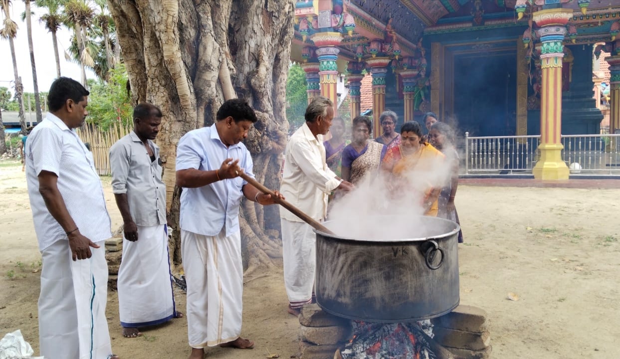 தமிழரசு கட்சியின் காரைநகர் மூலக்கிளையினரால் முள்ளிவாய்க்கால் கஞ்சி