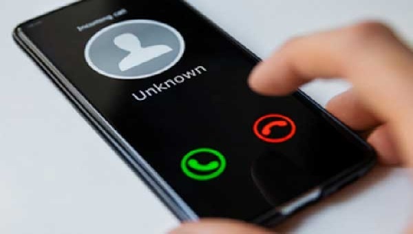 போலி தொலைபேசி அழைப்புகள் தொடர்பில் எச்சரிக்கை